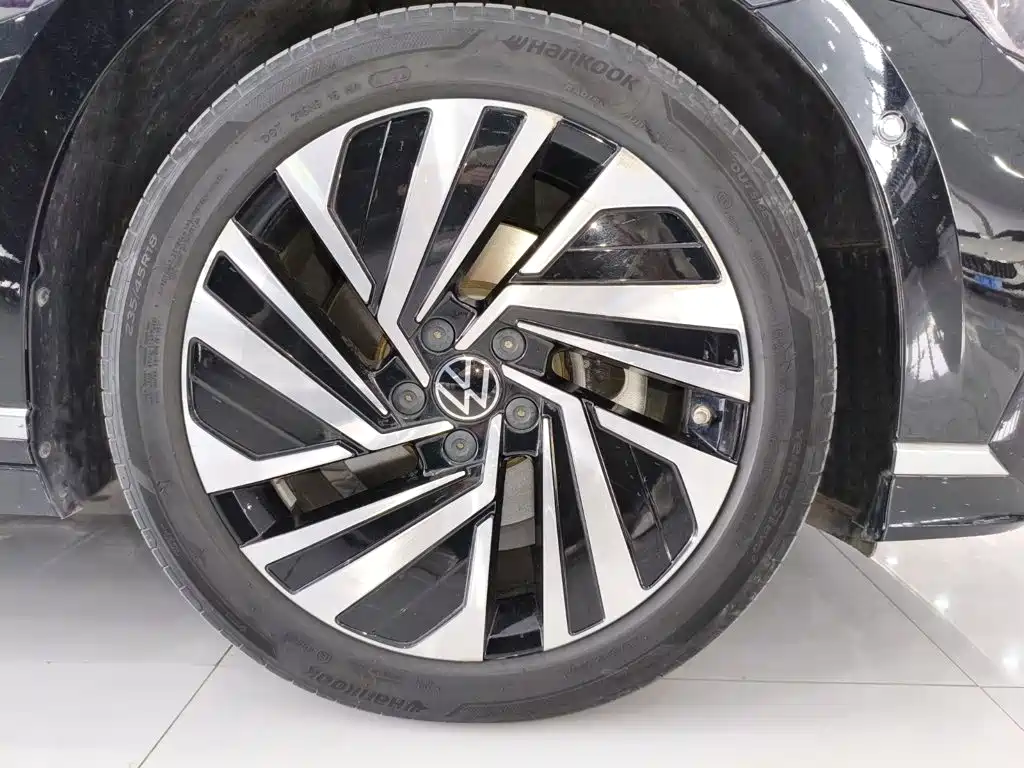 Volkswagen Magotan PHEV — миниатюра 17