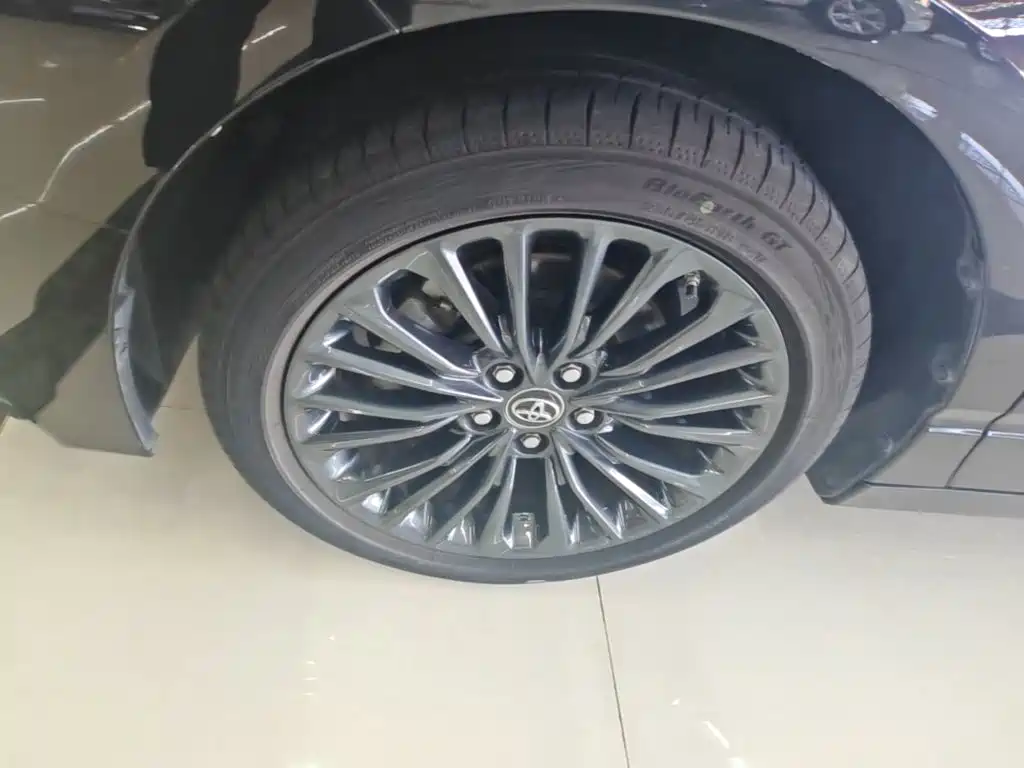 Toyota Avalon — миниатюра 23