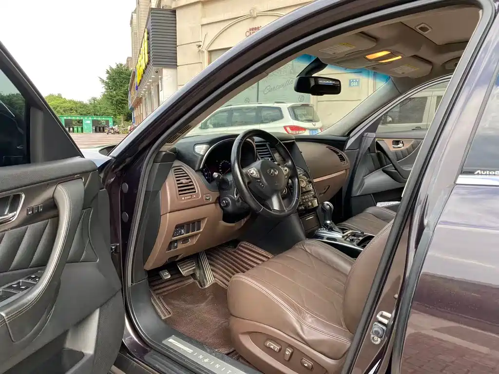 Infiniti FX 2009 FX35