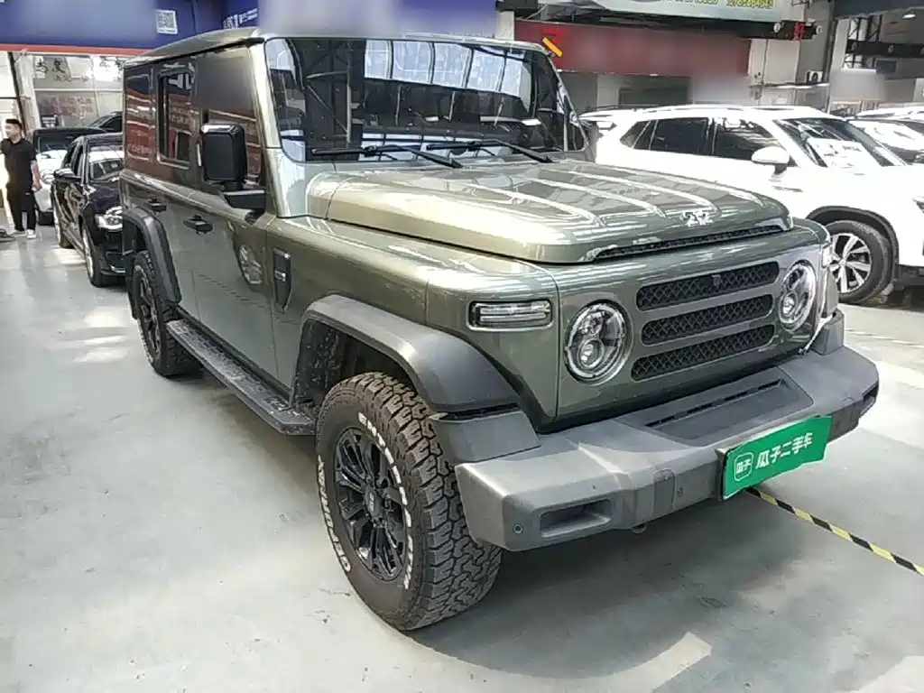 212 212 T01 — миниатюра 4