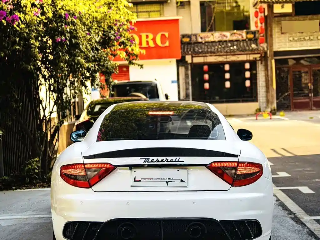 Maserati GranTurismo — миниатюра 13
