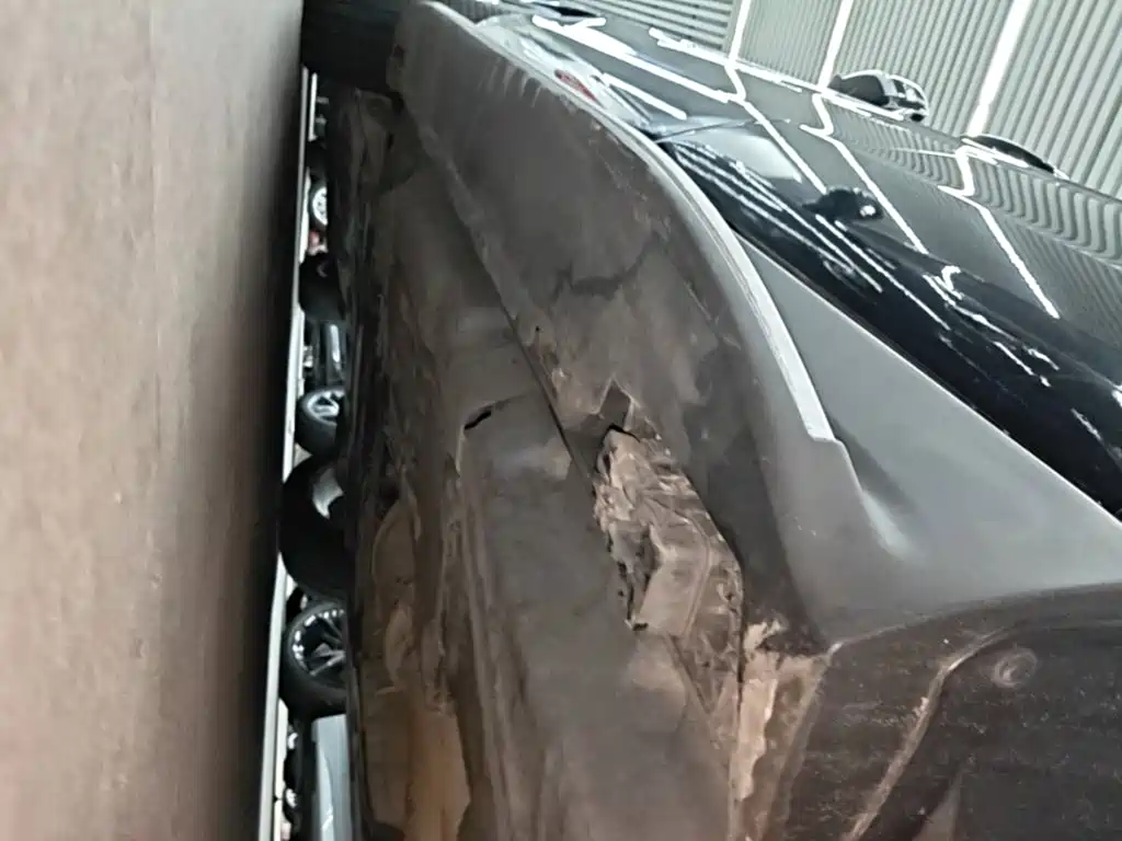 Mercedes-Benz GLE (Import) — миниатюра 22