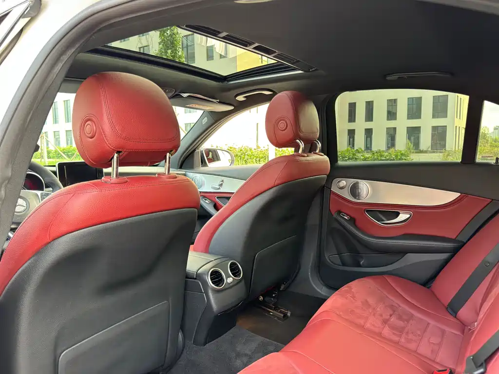 Mercedes-Benz C-Class — миниатюра 5