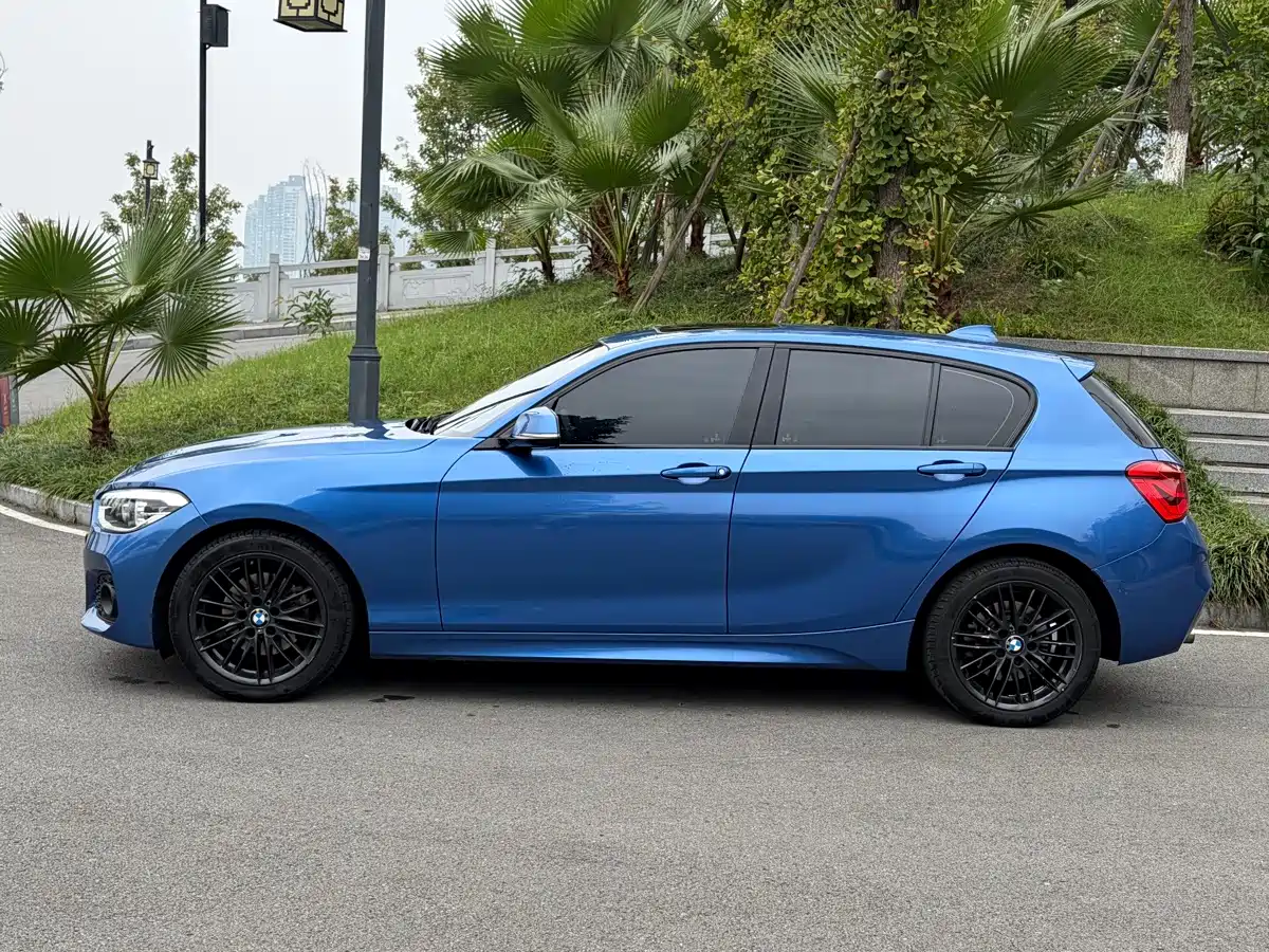 BMW 1 Series (Import)