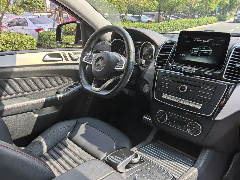 Mercedes-Benz GLE Coupe — миниатюра 13