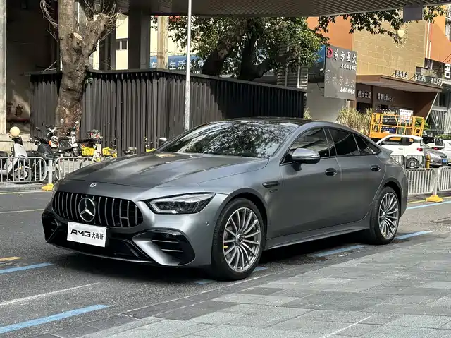 MERCEDES-BENZ AMG GT