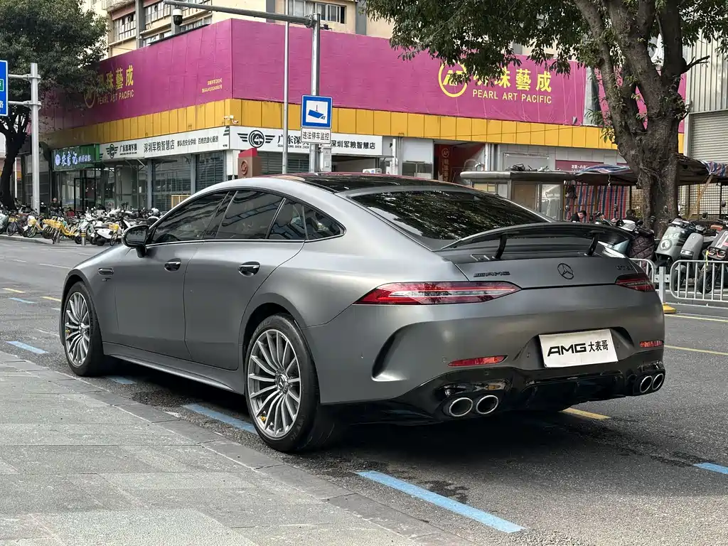 MERCEDES-BENZ AMG GT