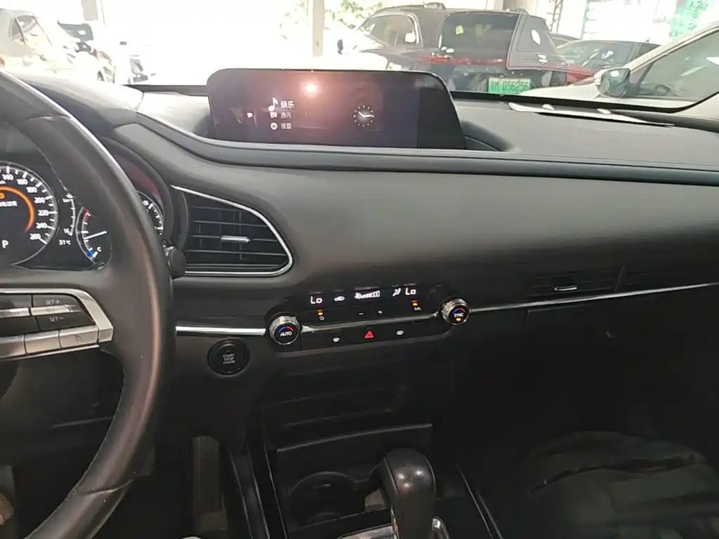 Mazda CX-30 — миниатюра 13