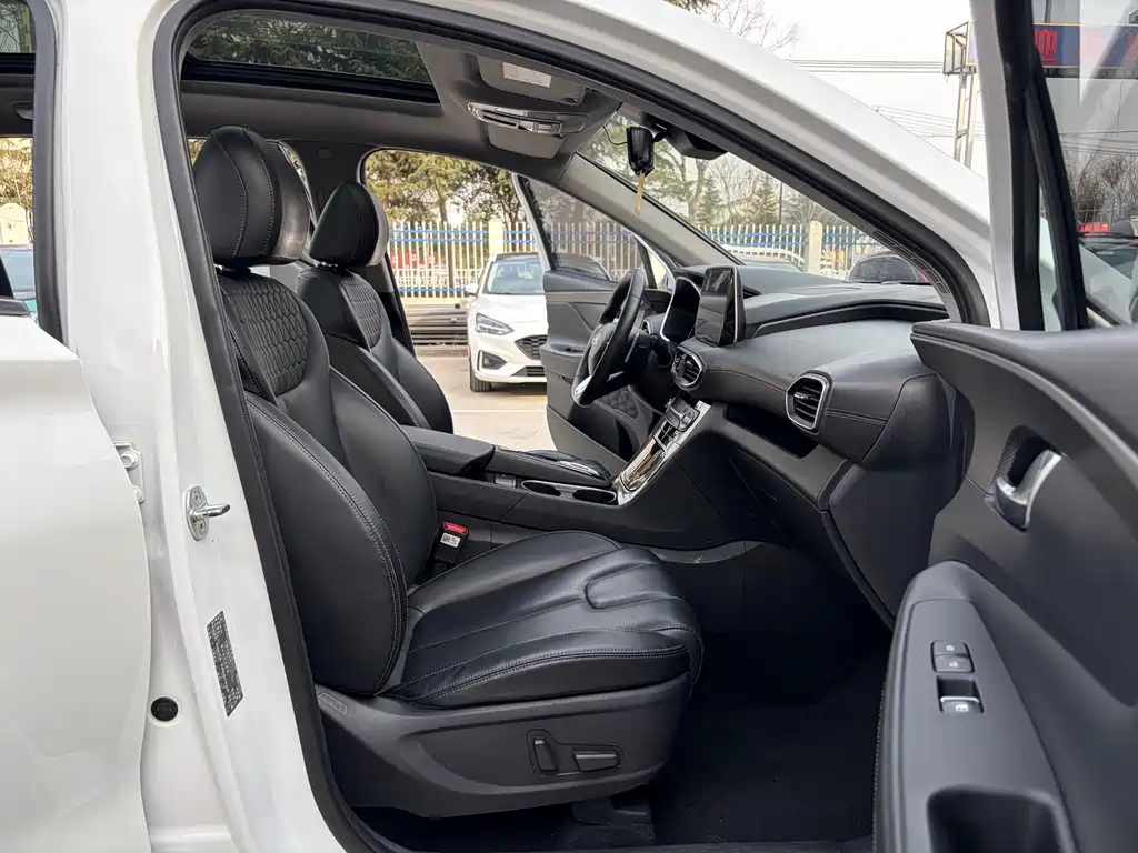 Hyundai Santa Fe 2019 380 TGDi DLX AT PLUS V