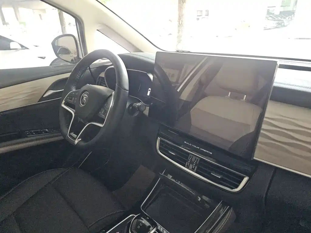 BYD MAX New Energy — миниатюра 15