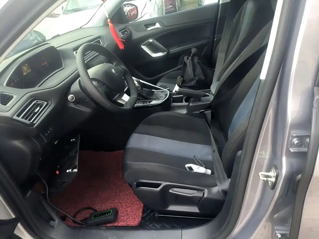 Peugeot 308 — миниатюра 15