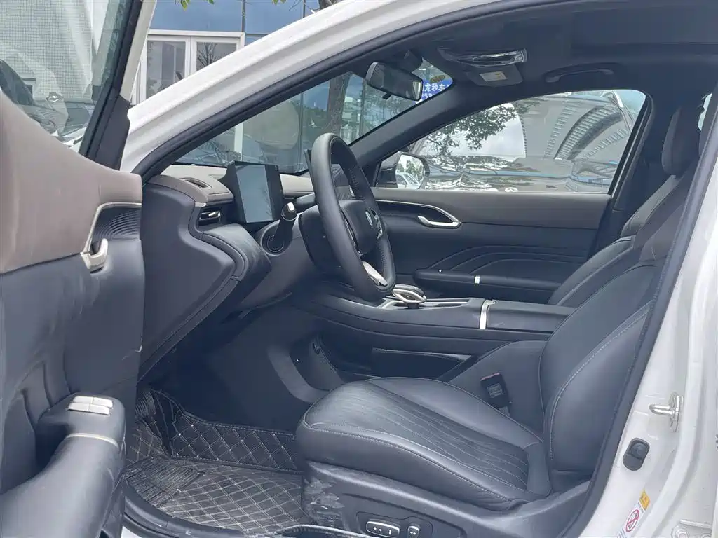 Changan Eado — миниатюра 6