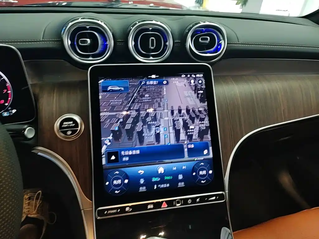 Mercedes-Benz GLC — миниатюра 13