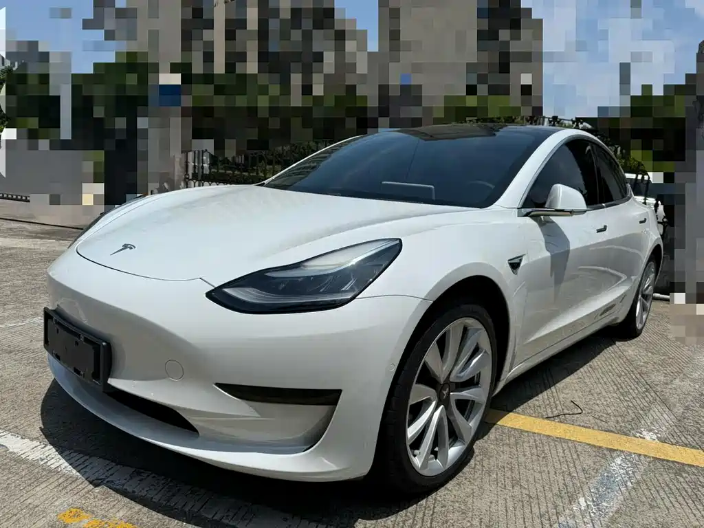 Tesla Model 3 2020