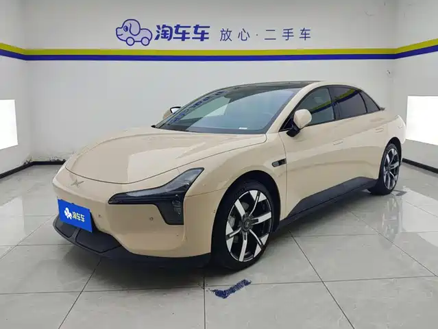 2025 Xpeng Mona M03