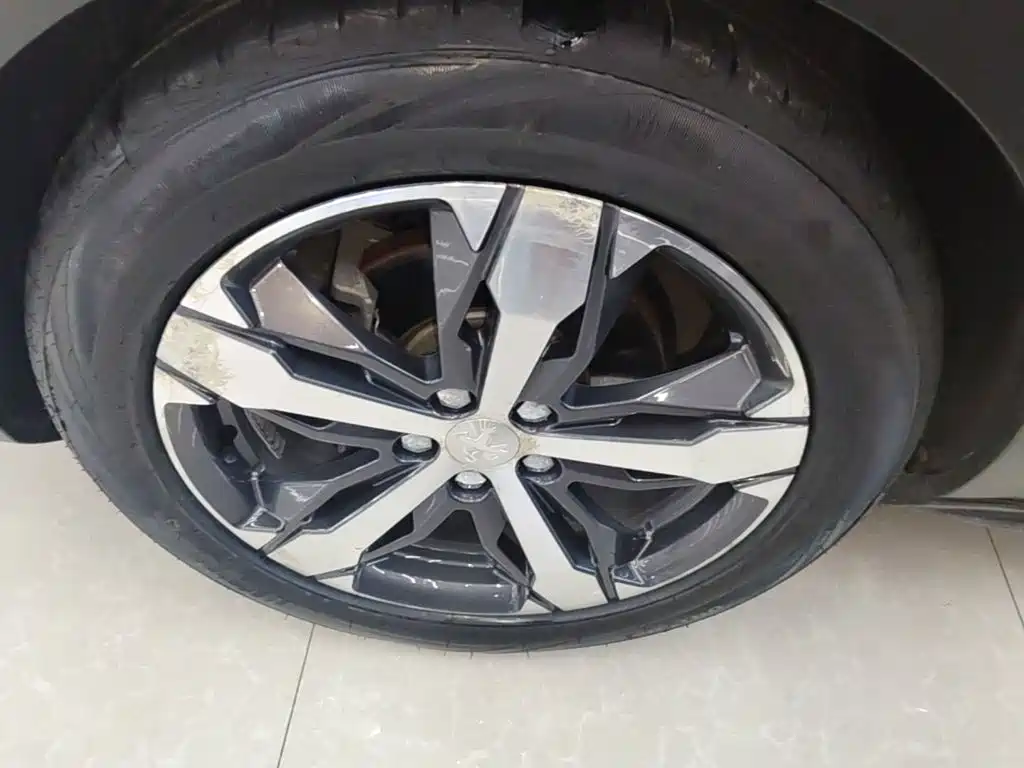 Peugeot 4008 — миниатюра 23