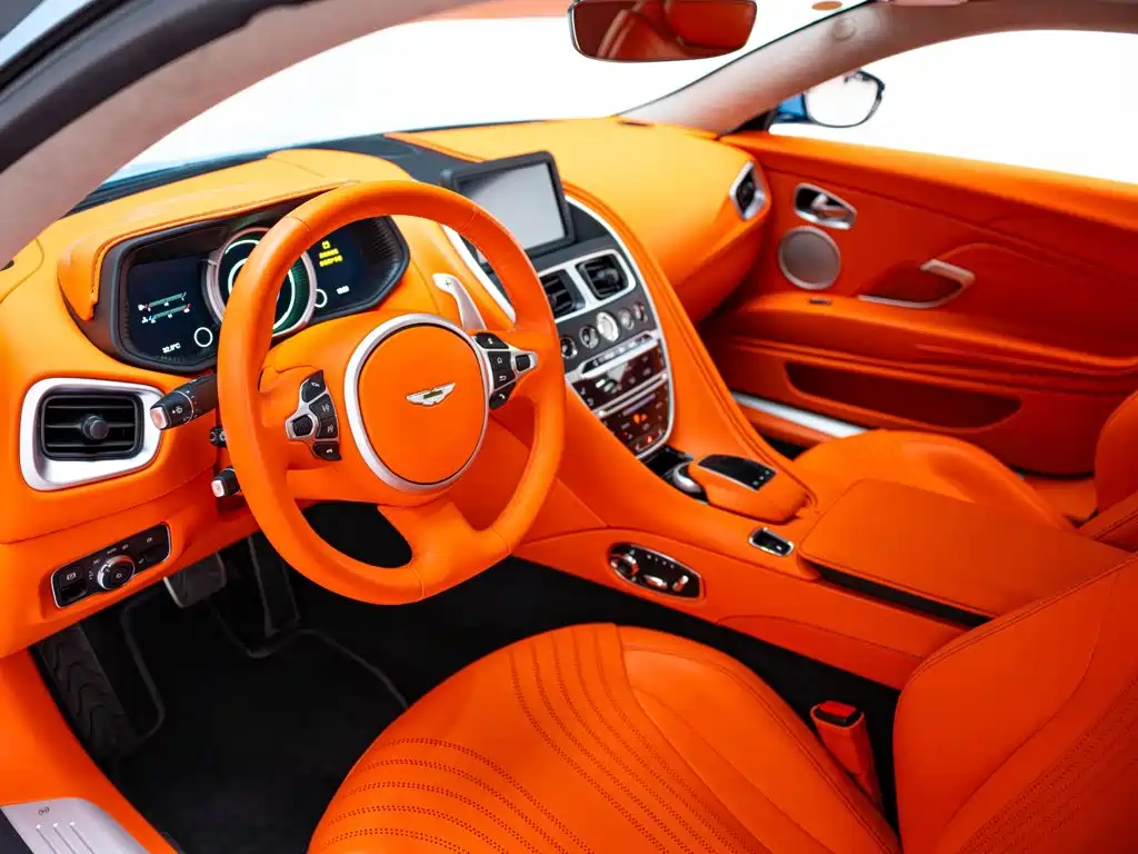Aston Martin DB11 — миниатюра 7