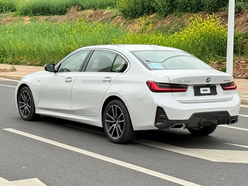 BMW 3 Series — миниатюра 12