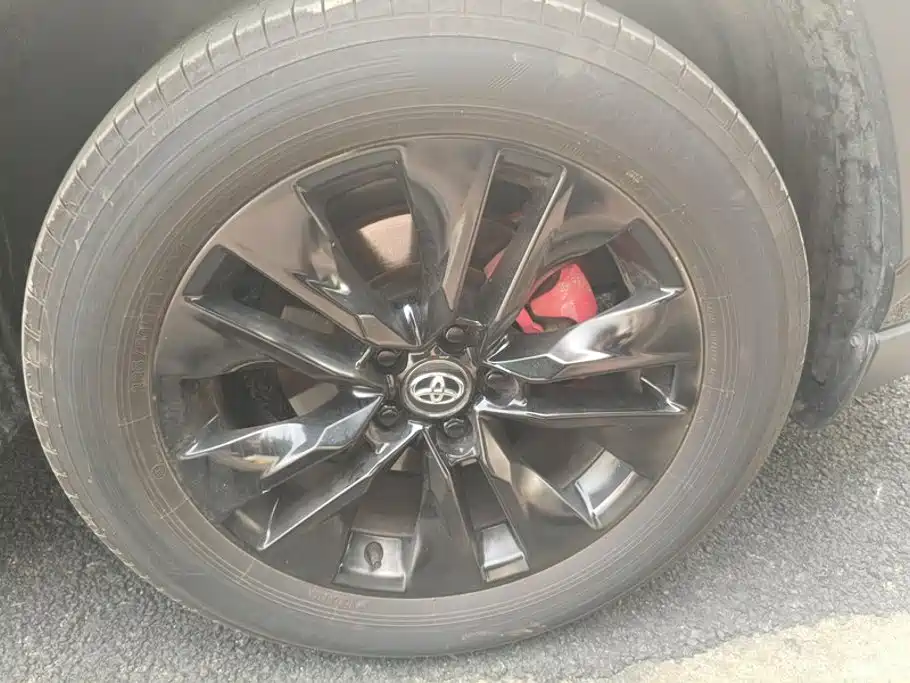 Toyota Wildlander — миниатюра 6