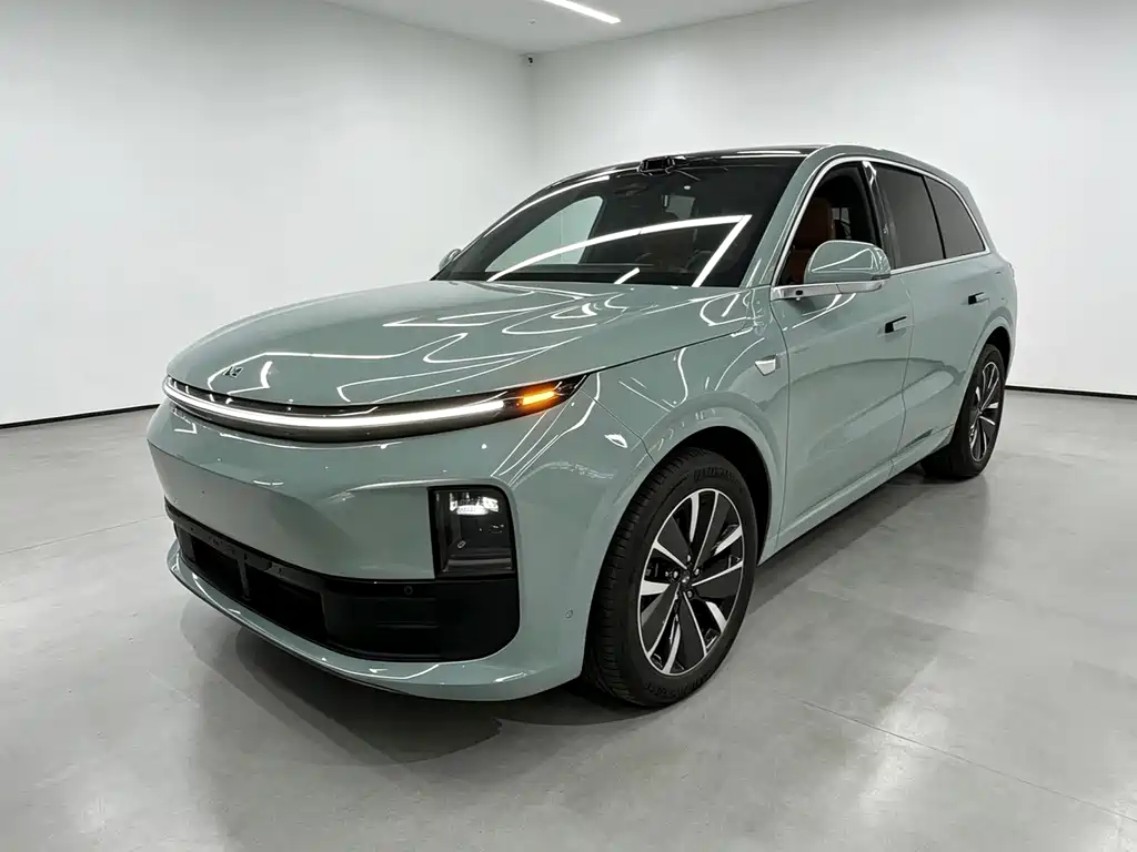 Li Auto L6