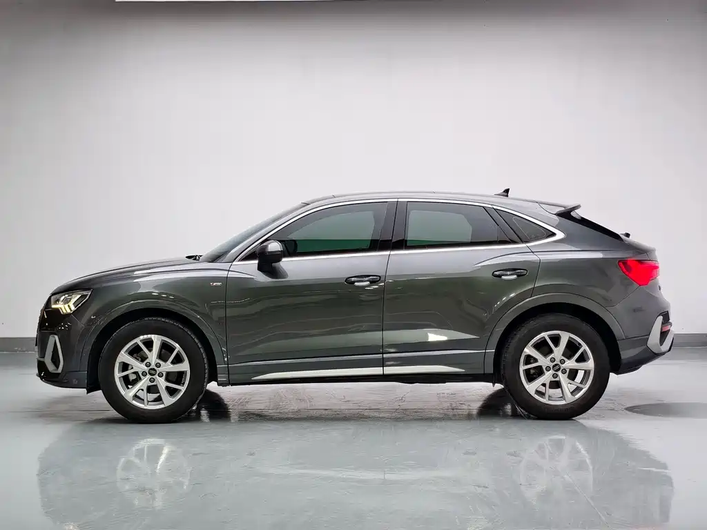 Audi Q3 Sportback — миниатюра 4