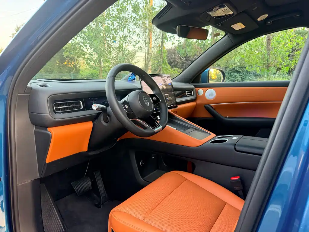 AITO AITO M6 — миниатюра 10