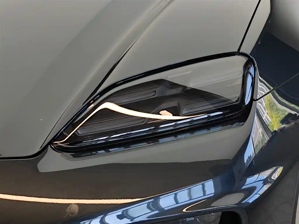 PORSCHE MACAN NEW ENERGY