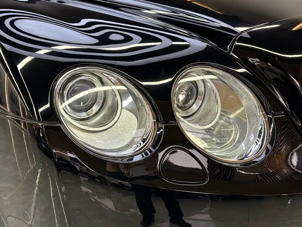 Bentley Flying Spur — миниатюра 7