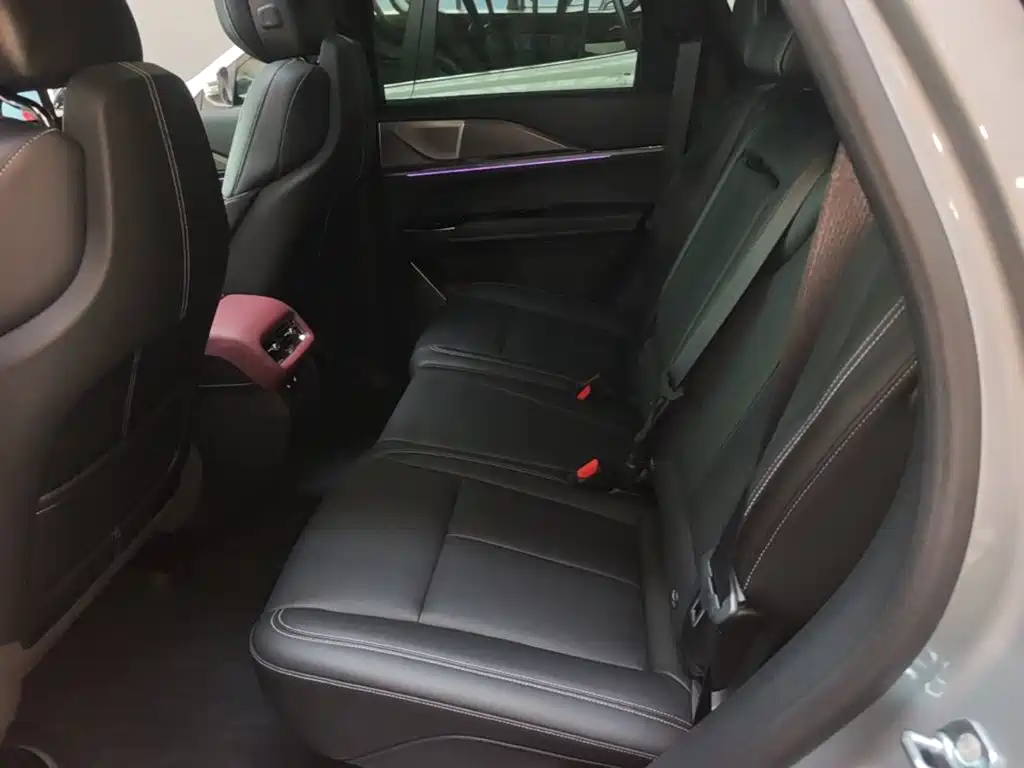 Cadillac XT5 — миниатюра 22