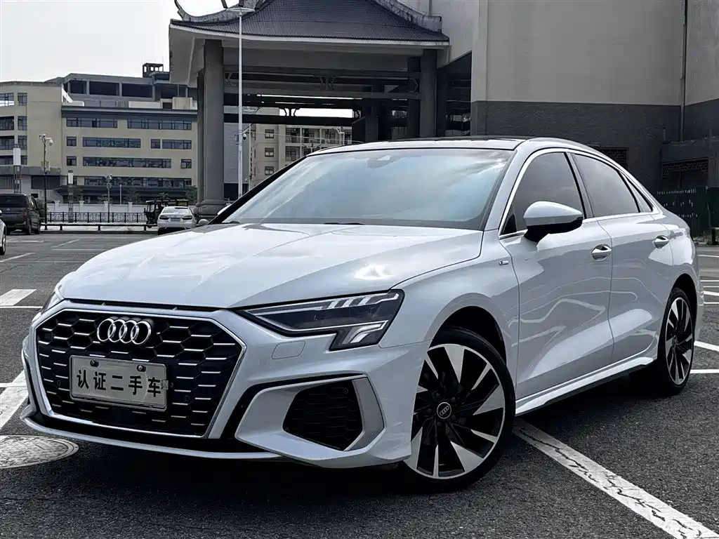 奥迪A3 2022款 A3L Limousine 35 TFSI 时尚运动型 2023