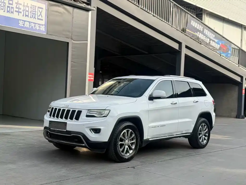 Jeep Grand Cherokee (Import) 2014