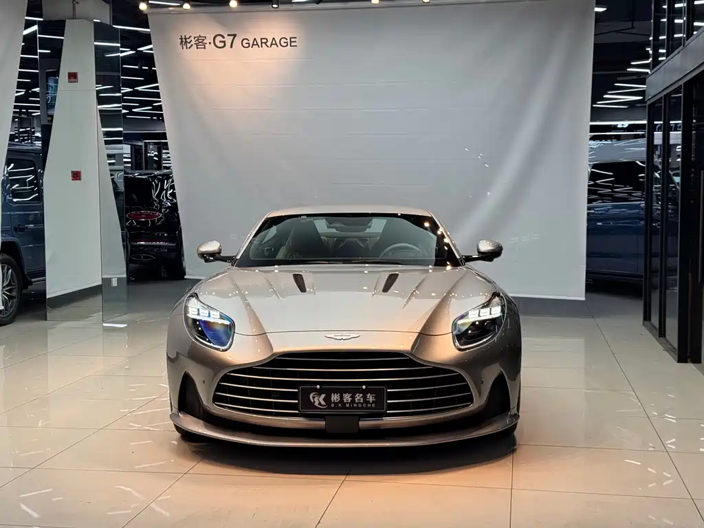 Aston Martin DB12 2023 4.0T V8 Coupe