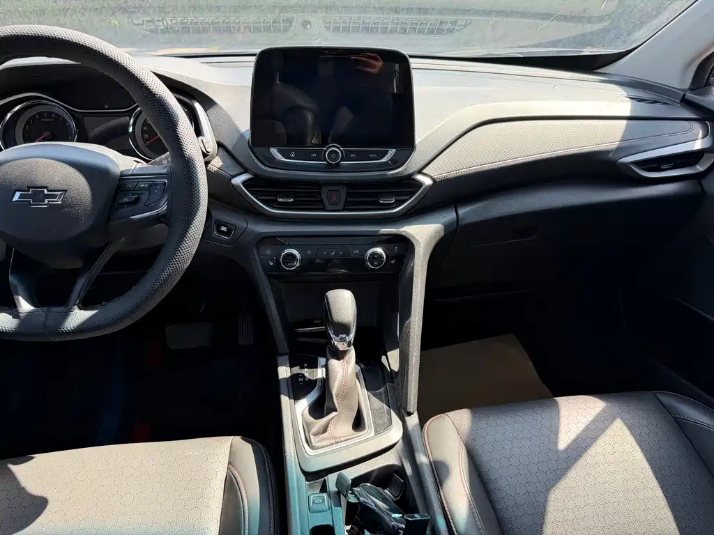 Chevrolet Volando — миниатюра 16