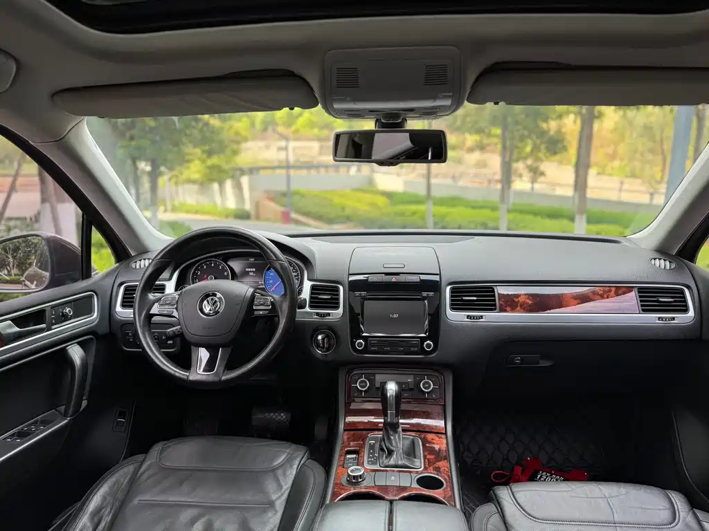 Volkswagen Touareg 2011 3.0TSI Comfort