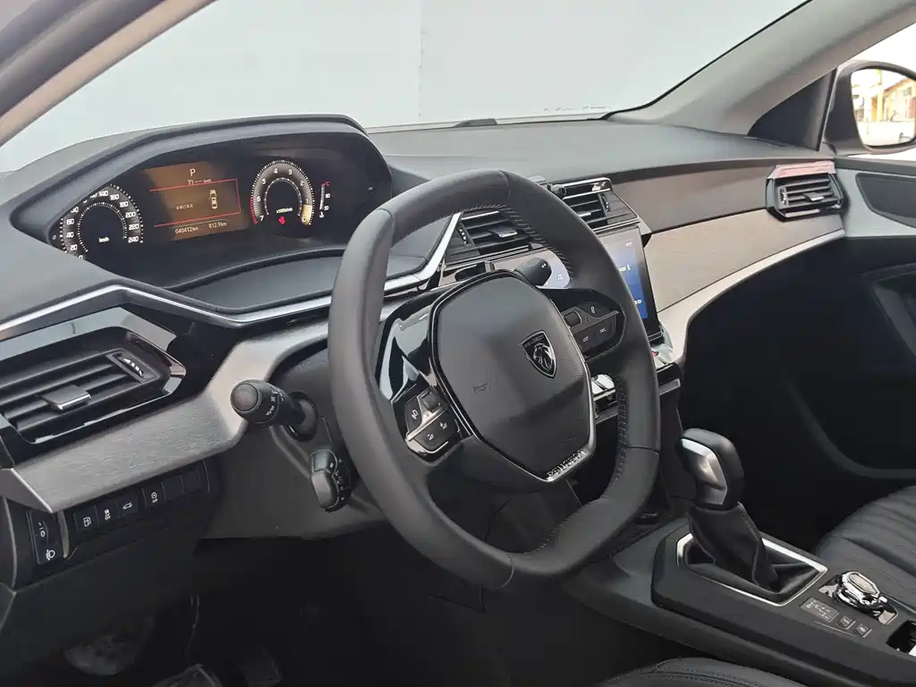 Peugeot 408 — миниатюра 26