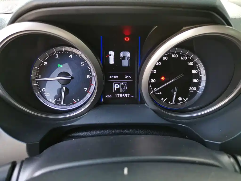 Toyota Prado — миниатюра 12