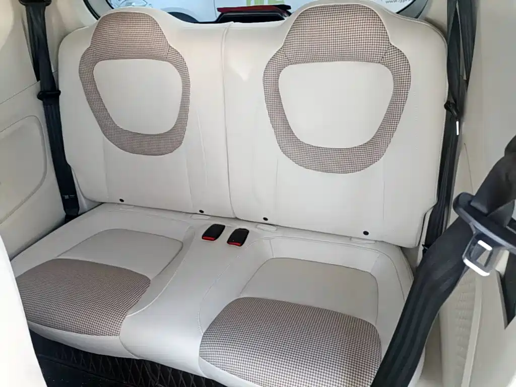 Wuling MINIEV — миниатюра 17
