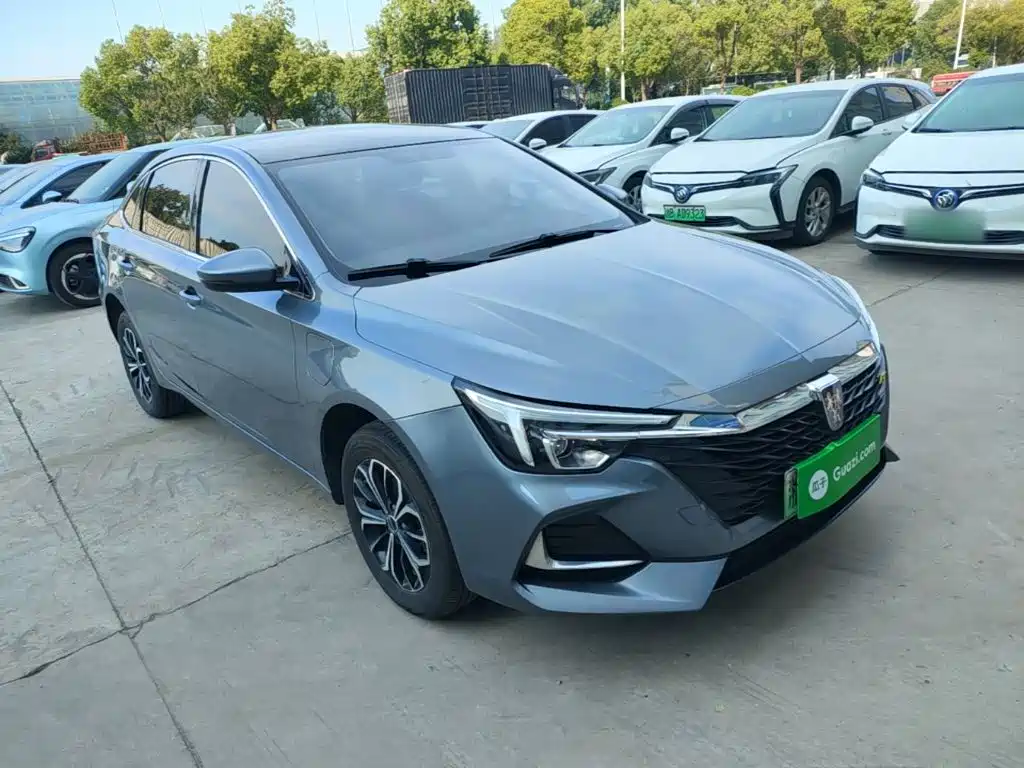 Roewe i6 MAX New Energy — миниатюра 4