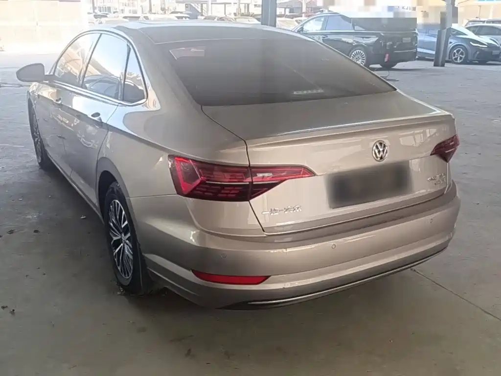 Volkswagen Sagitar — миниатюра 5