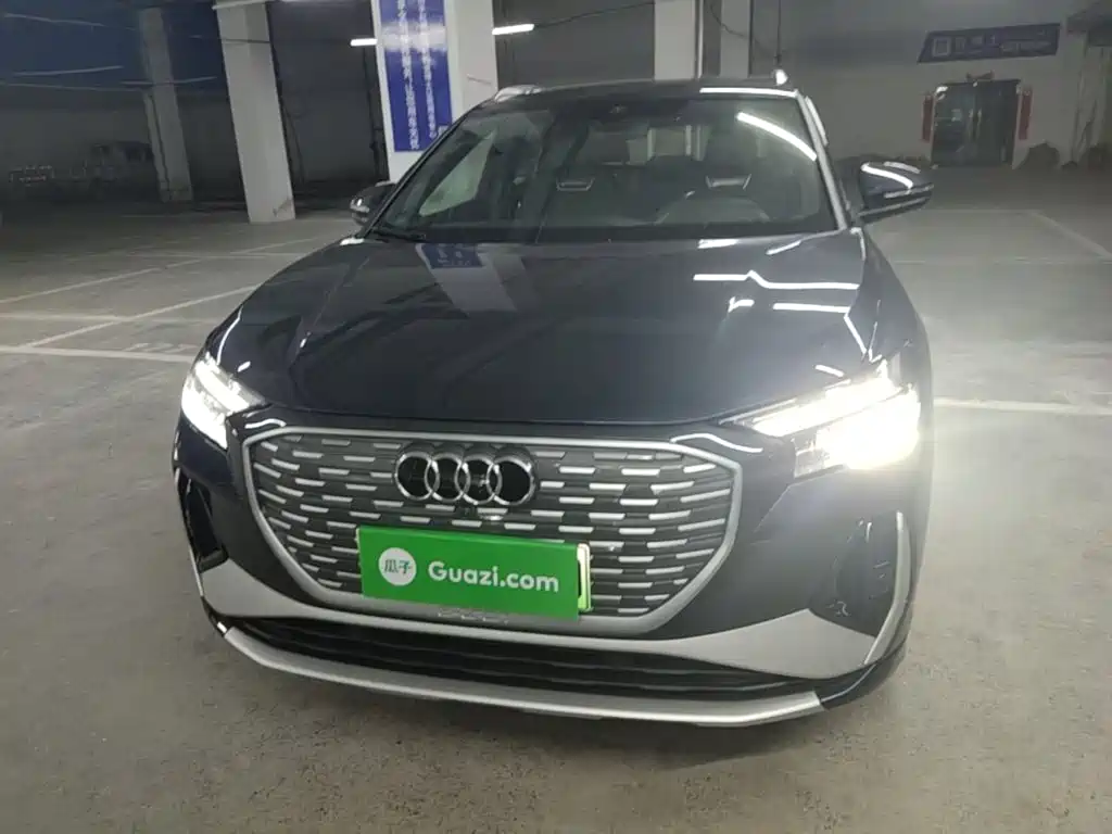 Audi Q4 e-tron — миниатюра 3
