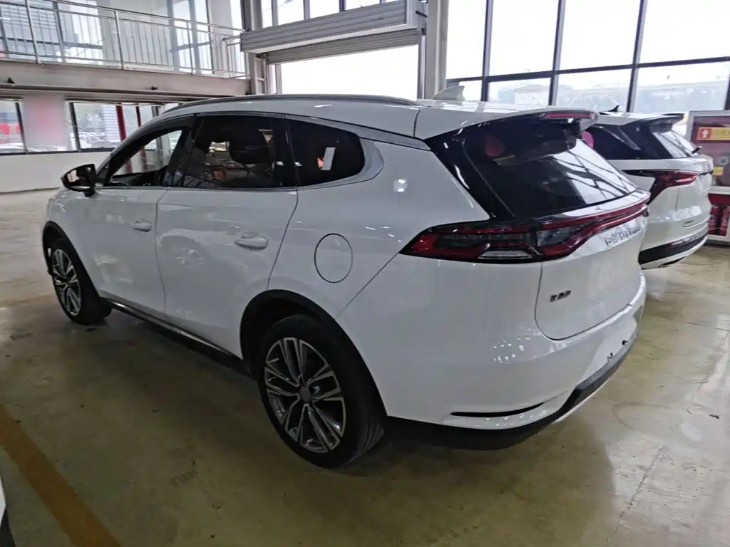 BYD Tang — миниатюра 5