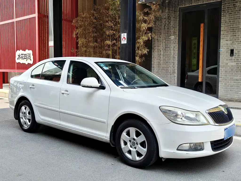 Skoda Octavia — миниатюра 3
