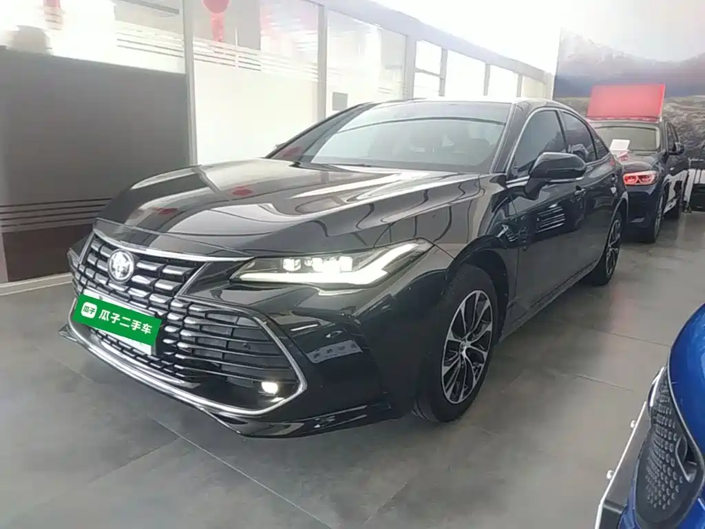 Toyota Avalon — миниатюра 2