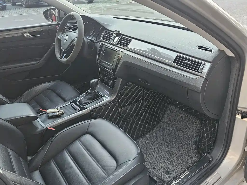 Volkswagen Passat — миниатюра 13