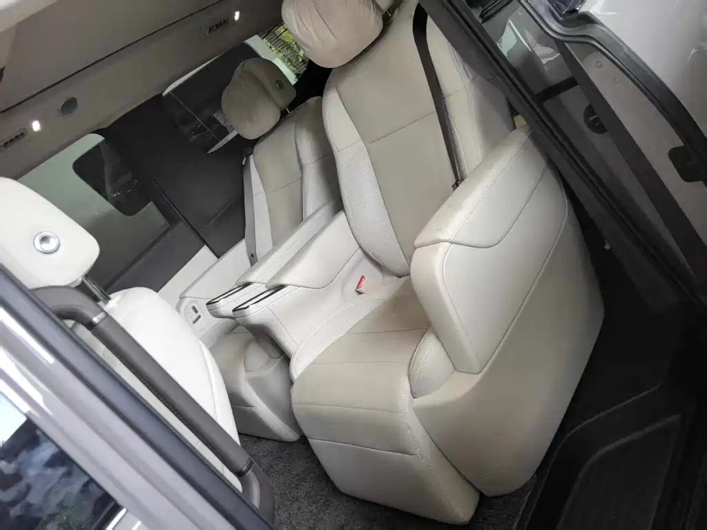 Li Auto Li MEGA — миниатюра 8
