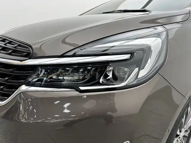 Buick GL8 — миниатюра 18