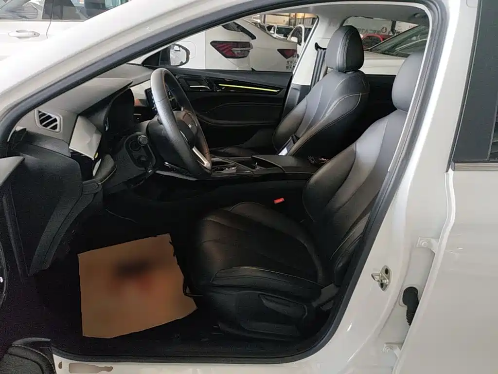 Roewe i5 — миниатюра 15