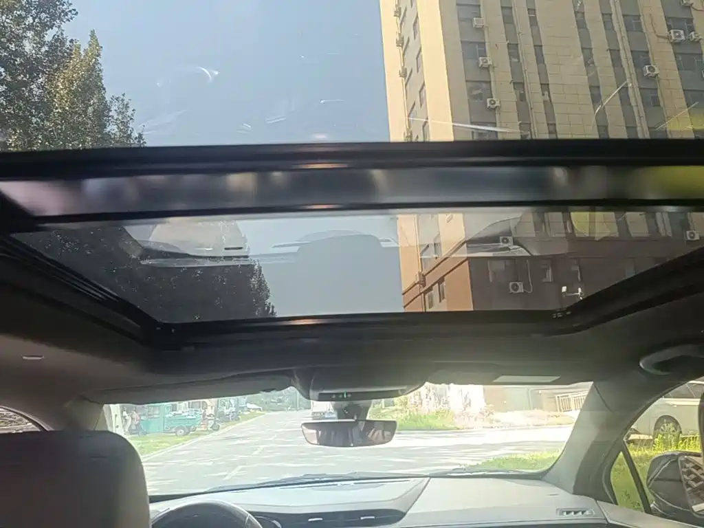 Cadillac XT5 — миниатюра 18