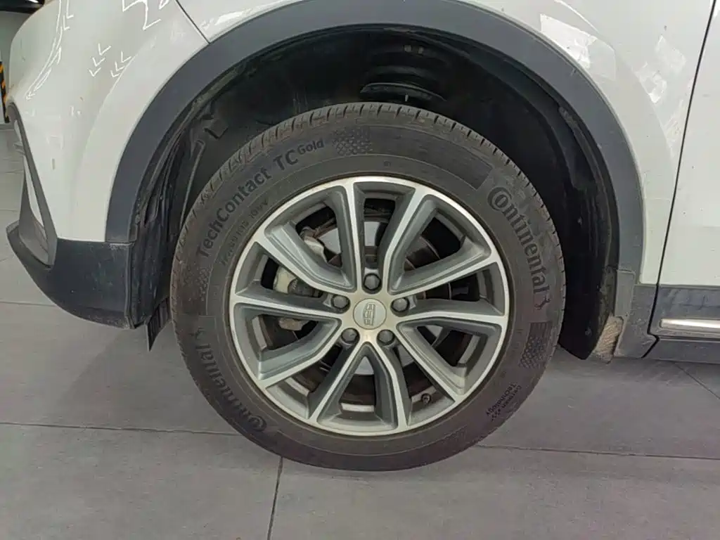 Geely Boyue — миниатюра 23