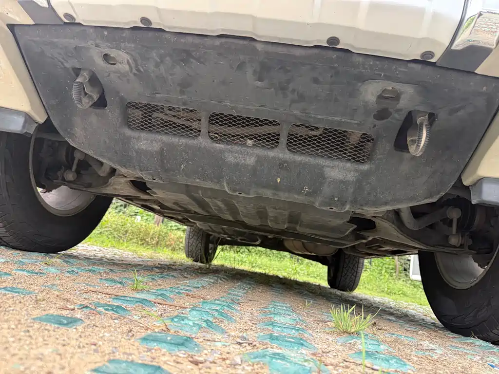 Mitsubishi Pajero (Import) — миниатюра 24